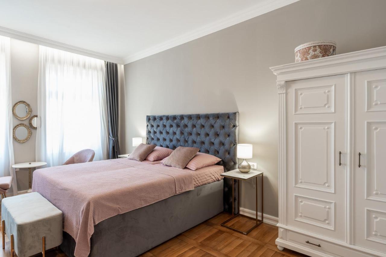 Luxury Peitho Residence Opatija Exterior foto